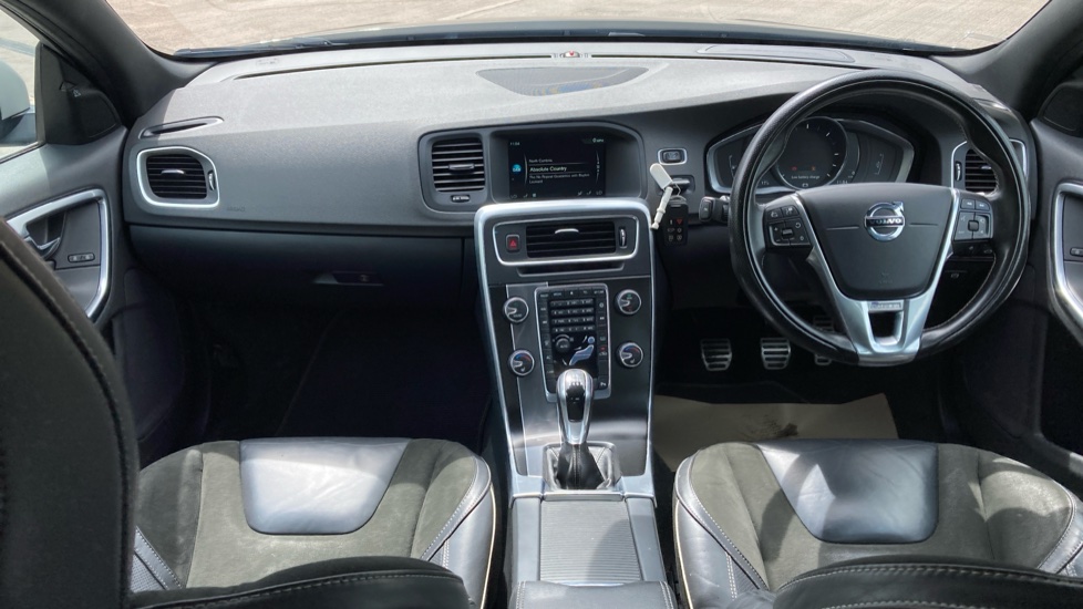 Volvo S60 D4 [190] R DESIGN Nav 4dr Diesel Saloon - Image 10