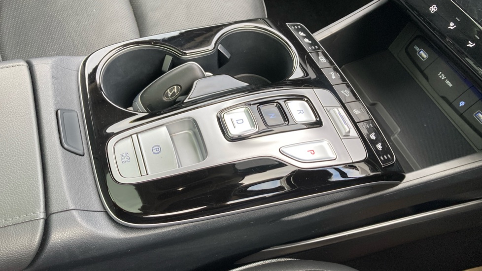 Hyundai TUCSON 1.6 TGDi Hybrid 230 Ultimate 5dr 2WD Auto Hybrid Estate - Image 13