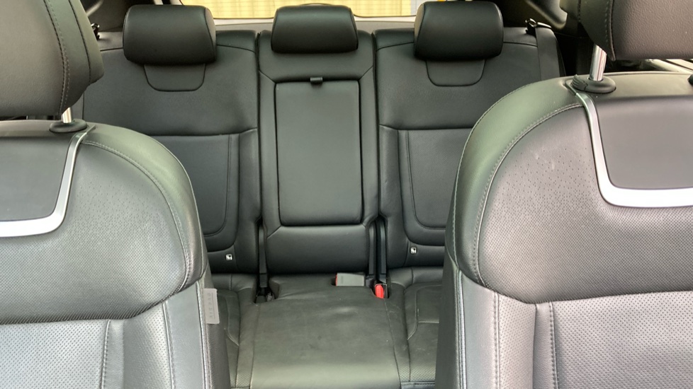 Hyundai TUCSON 1.6 TGDi Hybrid 230 Ultimate 5dr 2WD Auto Hybrid Estate - Image 15