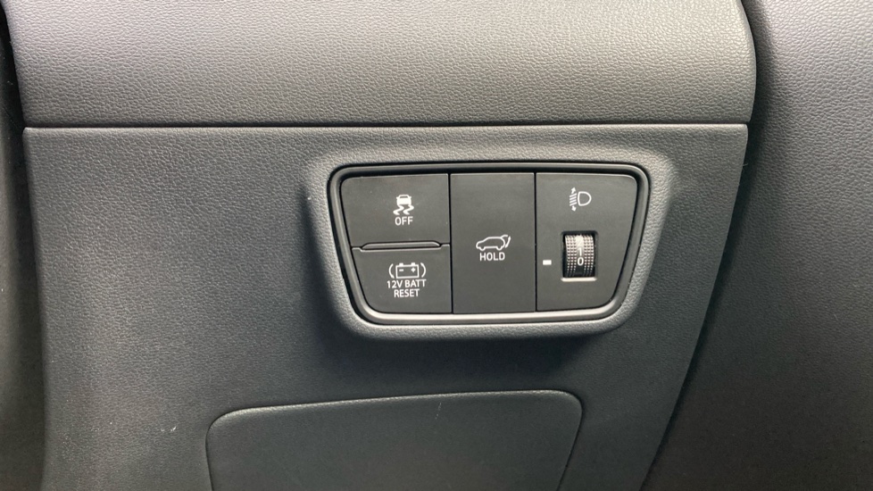 Hyundai TUCSON 1.6 TGDi Hybrid 230 Ultimate 5dr 2WD Auto Hybrid Estate - Image 29