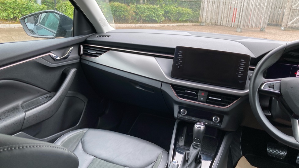Skoda Scala 1.0 TSI SE L 5dr DSG Petrol Hatchback - Image 14