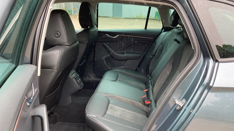 Skoda Scala 1.0 TSI SE L 5dr DSG Petrol Hatchback - Image 16
