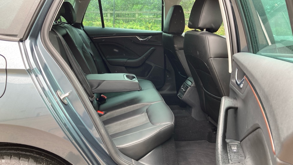 Skoda Scala 1.0 TSI SE L 5dr DSG Petrol Hatchback - Image 33