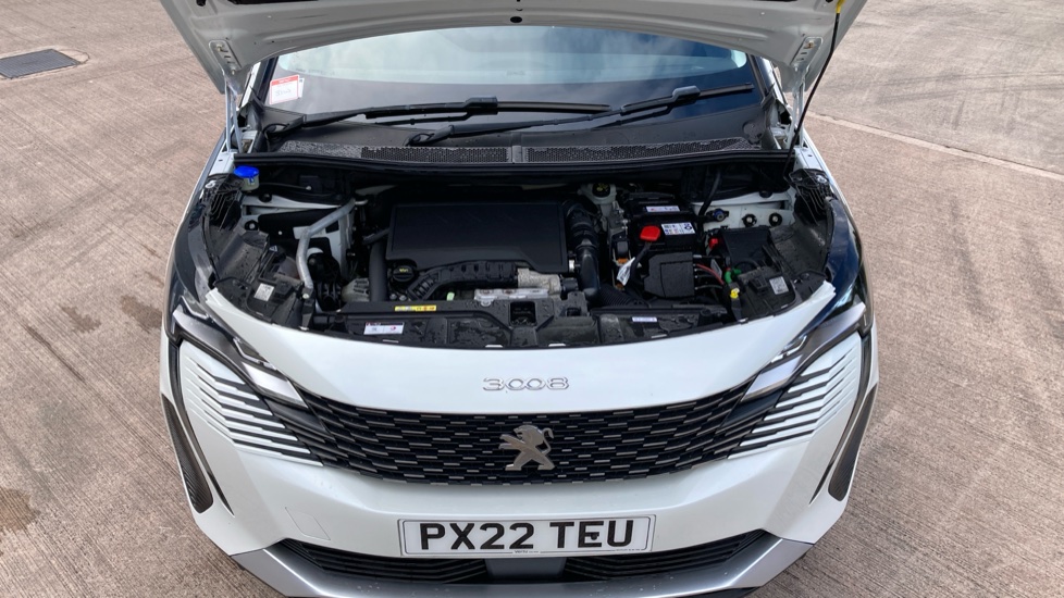 Peugeot 3008 1.2 PureTech Allure Premium 5dr Petrol Estate - Image 8