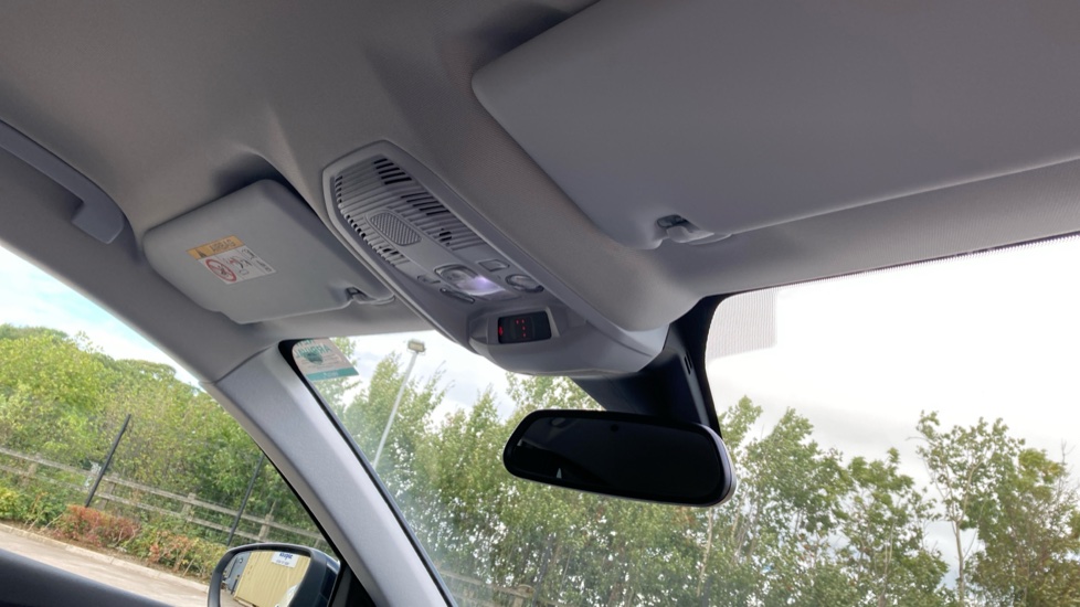 Peugeot 3008 1.2 PureTech Allure Premium 5dr Petrol Estate - Image 30