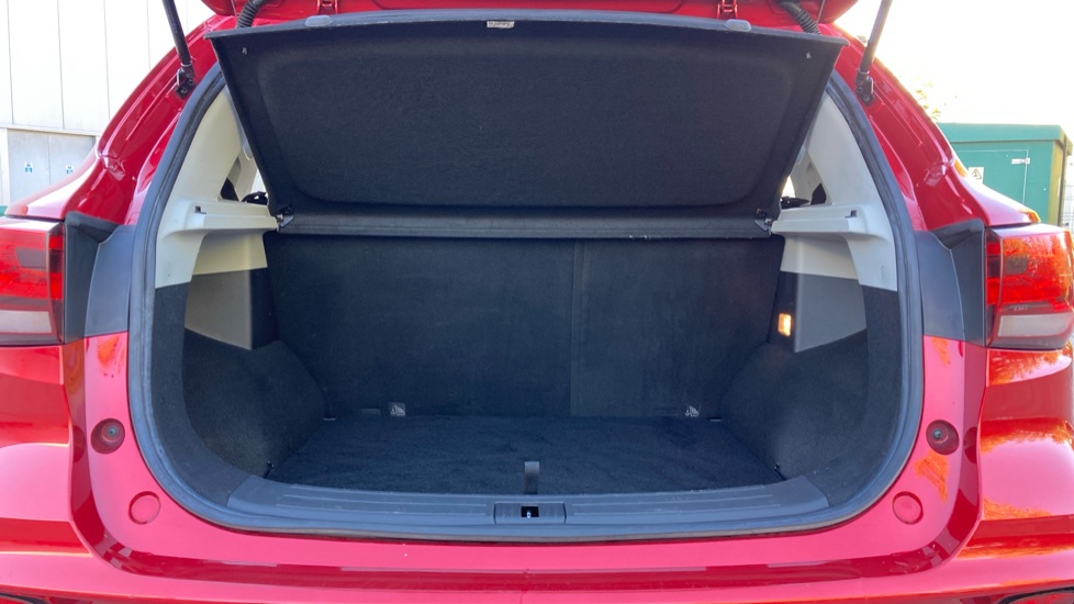 MG ZS 1.5 VTi-TECH Exclusive 5dr Petrol Hatchback - Image 4