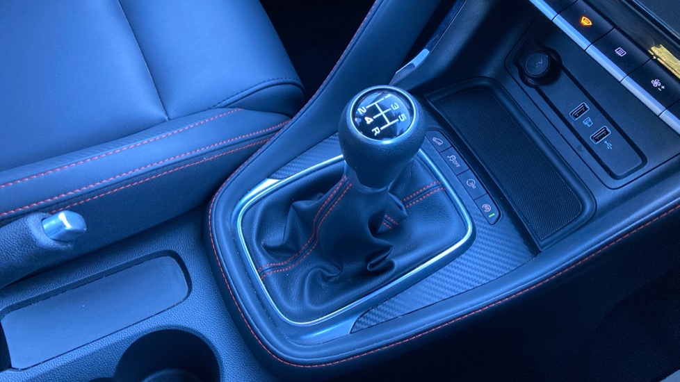 MG ZS 1.5 VTi-TECH Exclusive 5dr Petrol Hatchback - Image 13