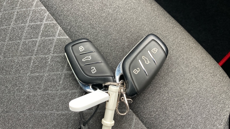 MG MG3 1.5 SE 5dr Petrol Hatchback - Image 20