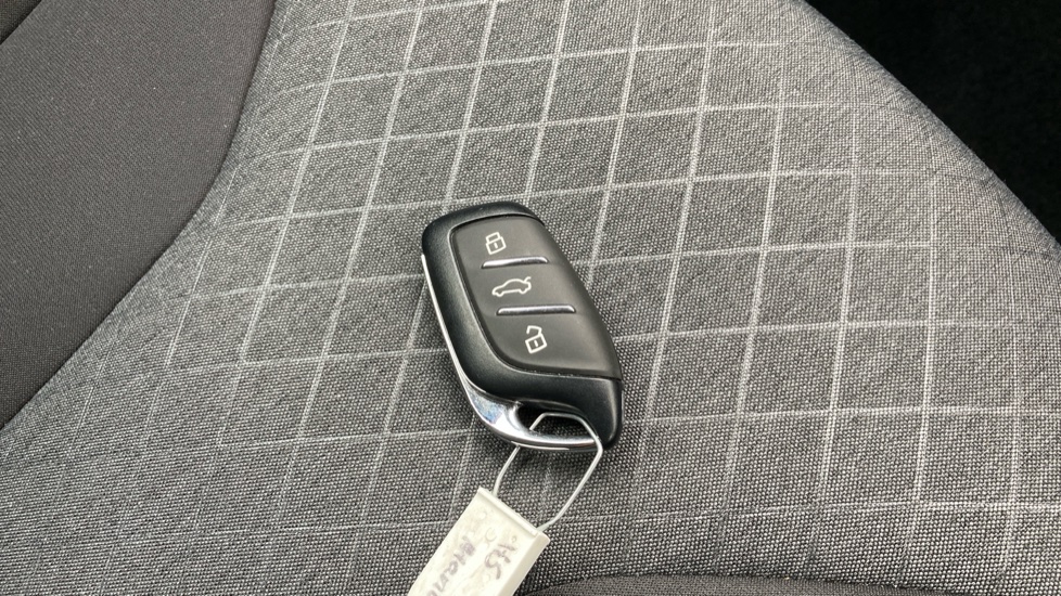 MG HS 1.5 T-GDI SE 5dr Petrol Hatchback - Image 20