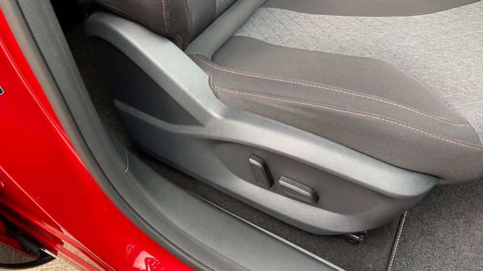 MG HS 1.5 T-GDI SE 5dr Petrol Hatchback - Image 29