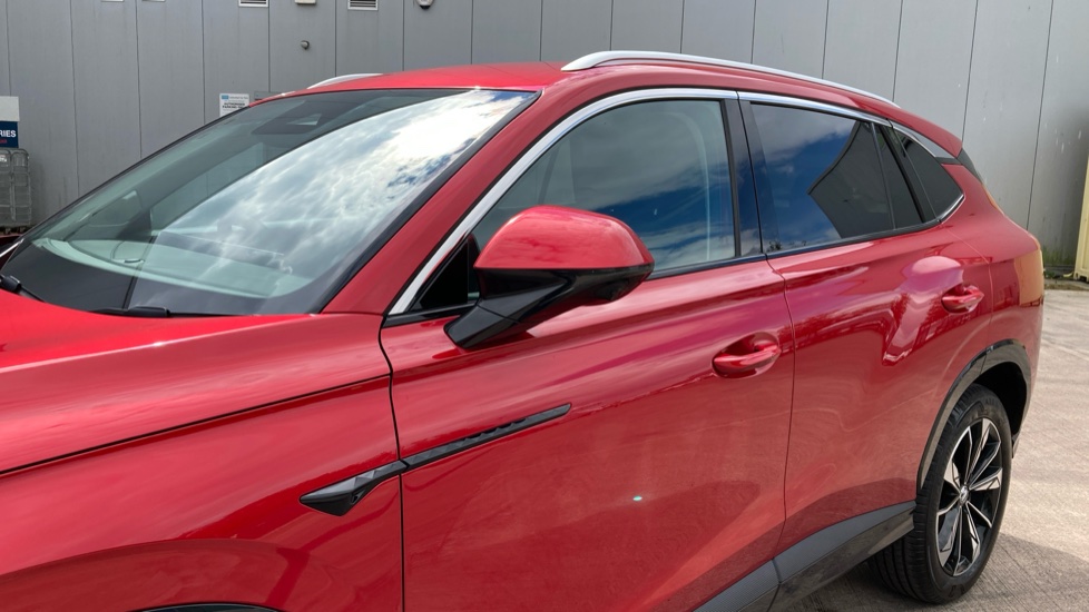 MG HS 1.5 T-GDI SE 5dr Petrol Hatchback - Image 39