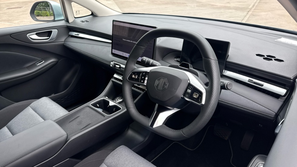 MG MG4 Urban 118kW Premium Long Range 54kWh 5dr Auto Electric Hatchback - Image 11
