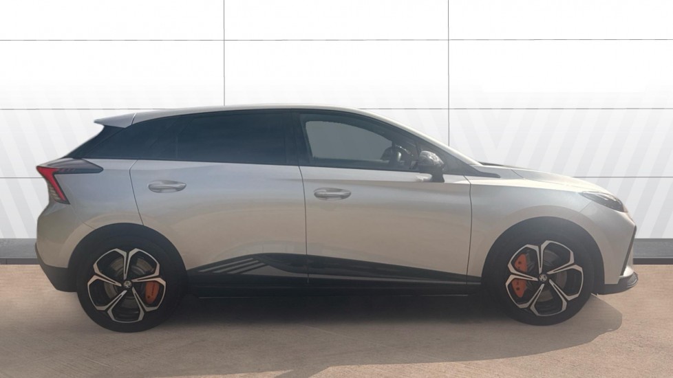 MG MG4 320kW XPOWER 64kWh 5dr Auto Electric Hatchback - Image 5