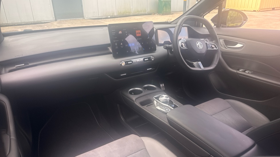 MG MG4 320kW XPOWER 64kWh 5dr Auto Electric Hatchback - Image 9