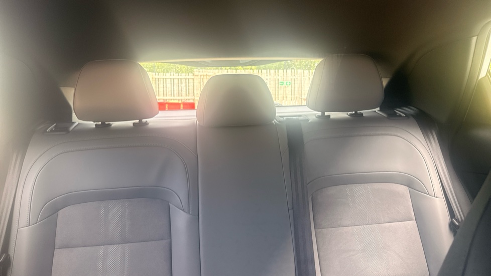 MG MG4 320kW XPOWER 64kWh 5dr Auto Electric Hatchback - Image 15