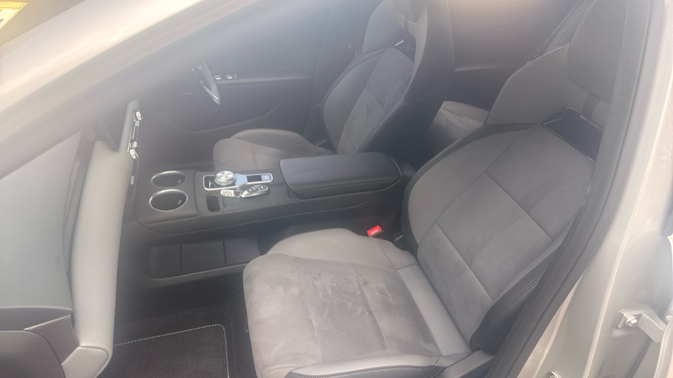 MG MG4 320kW XPOWER 64kWh 5dr Auto Electric Hatchback - Image 26