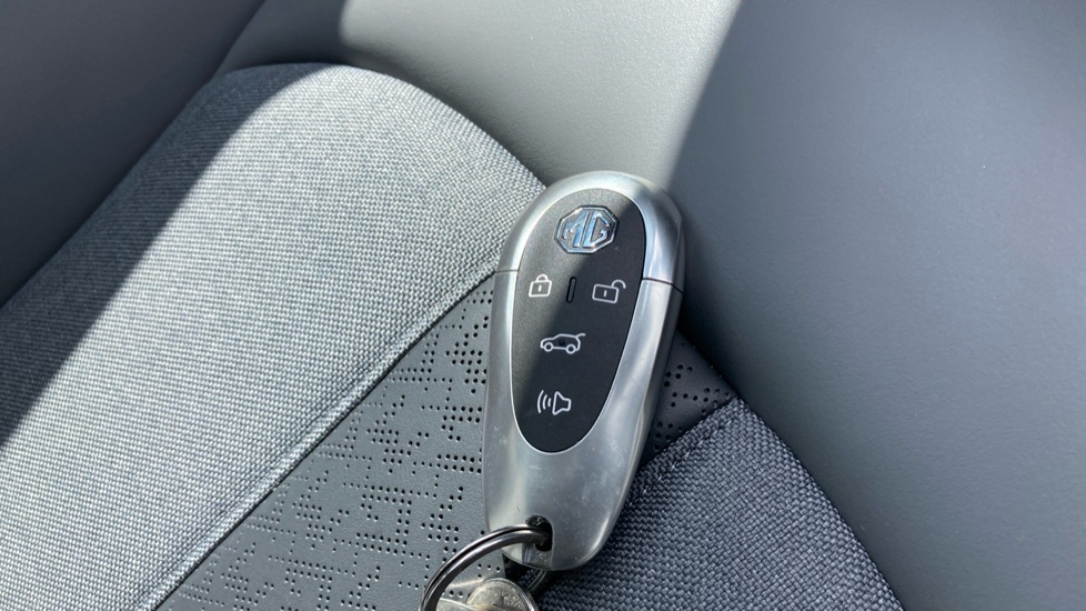 MG MGS5 170kW Trophy EV Long Range 64kWh 5dr Auto Electric Estate - Image 20