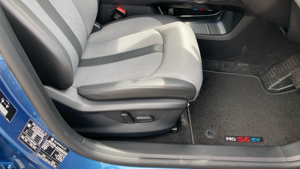 MG MGS5 170kW Trophy EV Long Range 64kWh 5dr Auto Electric Estate - Image 29