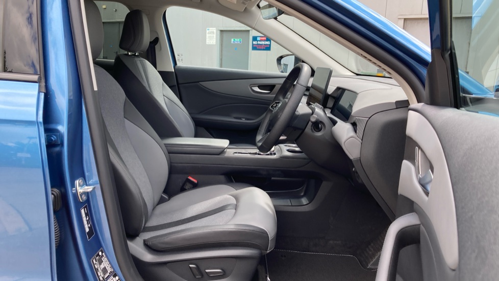 MG MGS5 170kW Trophy EV Long Range 64kWh 5dr Auto Electric Estate - Image 30