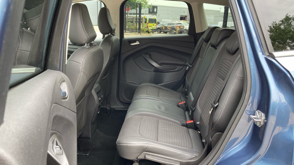 Ford Kuga 2.0 TDCi Titanium Edition 5dr 2WD Diesel Estate - Image 16