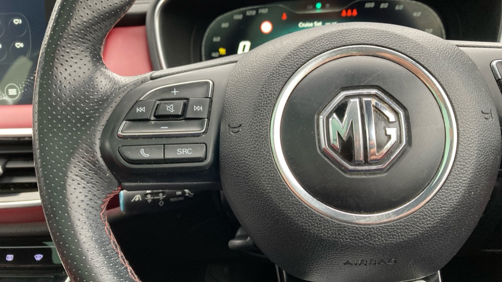 MG HS 1.5 T-GDI PHEV Exclusive 5dr Auto Hatchback - Image 21
