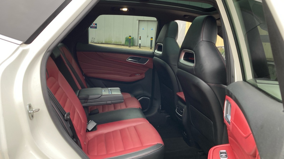 MG HS 1.5 T-GDI PHEV Exclusive 5dr Auto Hatchback - Image 37