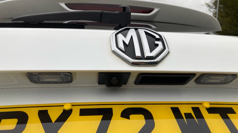MG HS 1.5 T-GDI PHEV Exclusive 5dr Auto Hatchback - Image 39