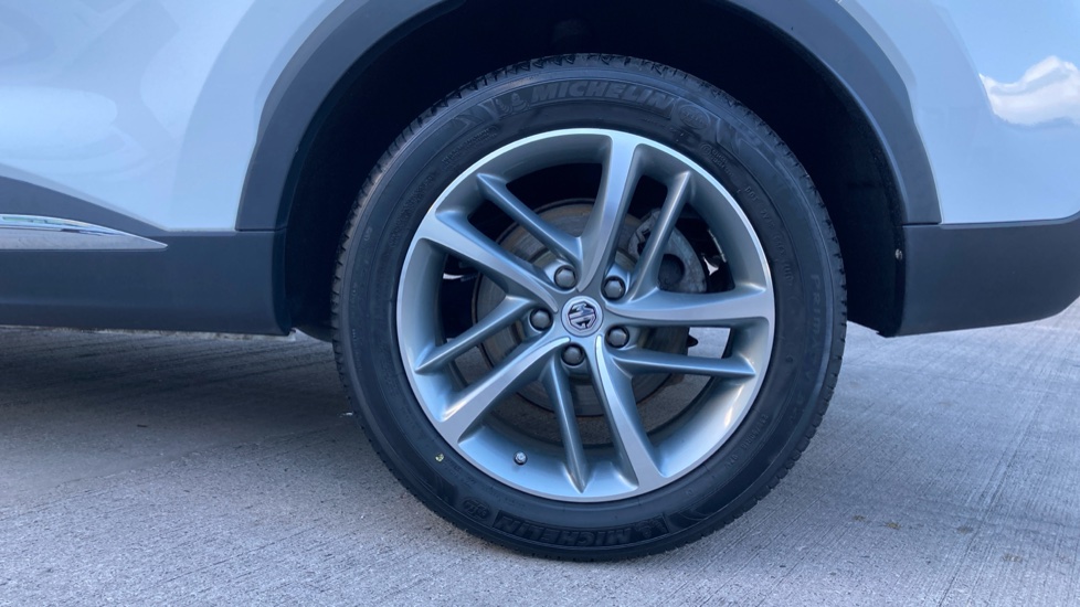MG HS 1.5 T-GDI Exclusive 5dr Petrol Hatchback - Image 7