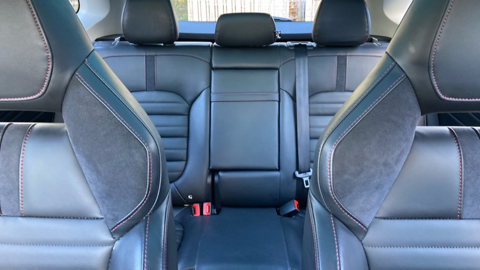 MG HS 1.5 T-GDI Exclusive 5dr Petrol Hatchback - Image 15