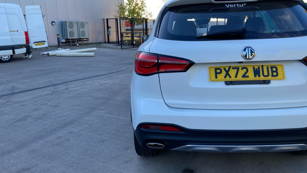 MG HS 1.5 T-GDI Exclusive 5dr Petrol Hatchback - Image 45