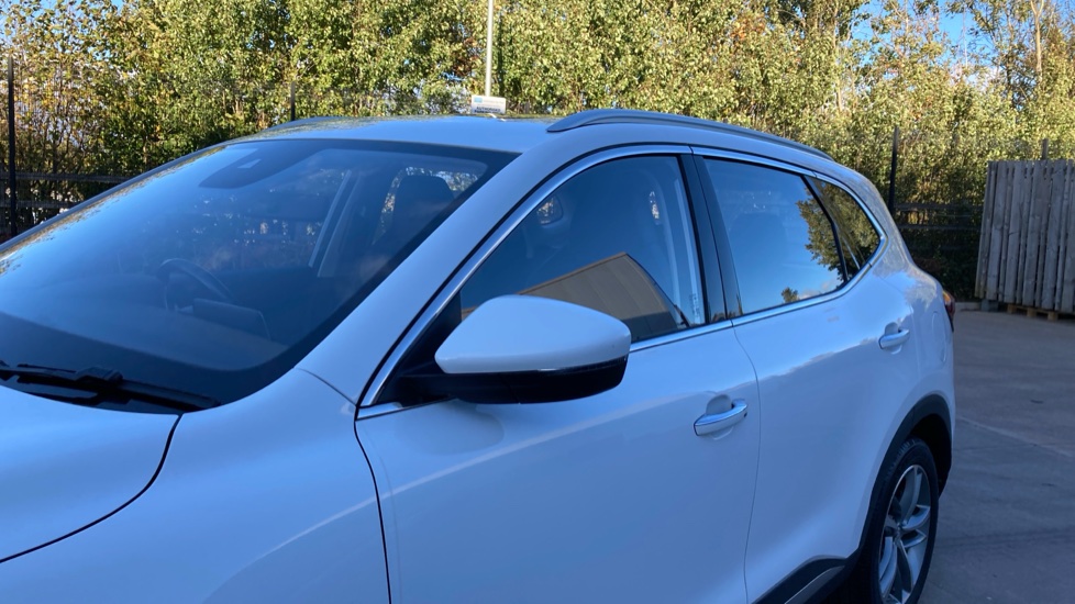 MG HS 1.5 T-GDI Exclusive 5dr Petrol Hatchback - Image 47