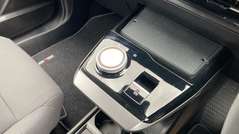 MG MG4 125kW SE [Nav] EV 49kWh 5dr Auto Electric Hatchback - Image 13