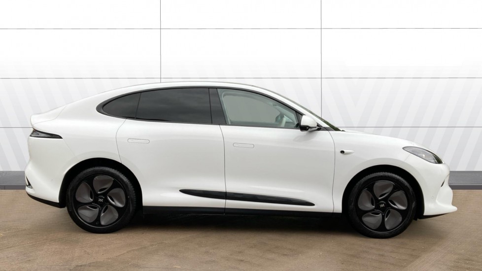 MG IM6 300kW Long Range 100kWh 5dr Auto Electric Estate - Image 5