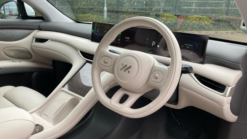 MG IM6 300kW Long Range 100kWh 5dr Auto Electric Estate - Image 11