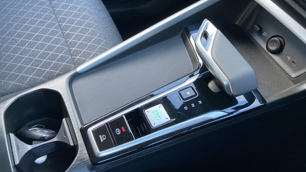 MG ZS 1.5 Hybrid+ SE 5dr Auto Hybrid Hatchback - Image 13
