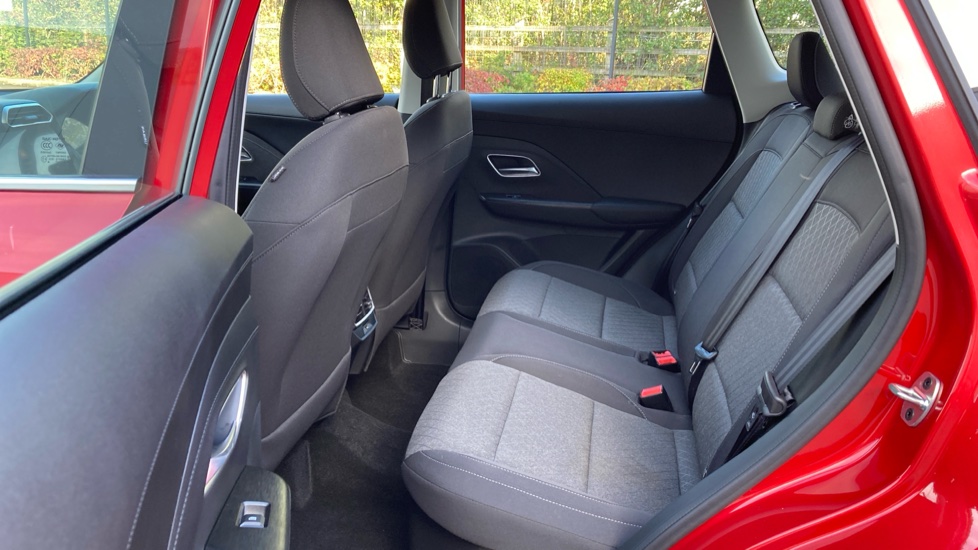 MG ZS 1.5 Hybrid+ SE 5dr Auto Hybrid Hatchback - Image 16
