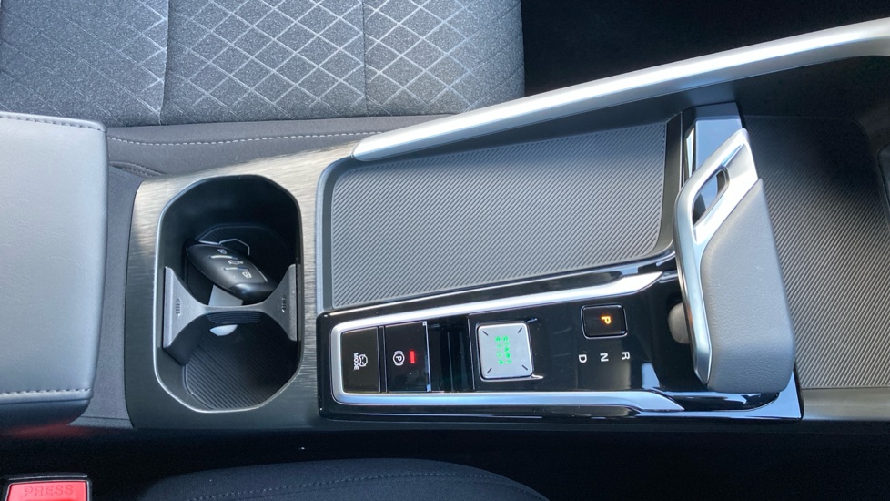 MG ZS 1.5 Hybrid+ SE 5dr Auto Hybrid Hatchback - Image 19