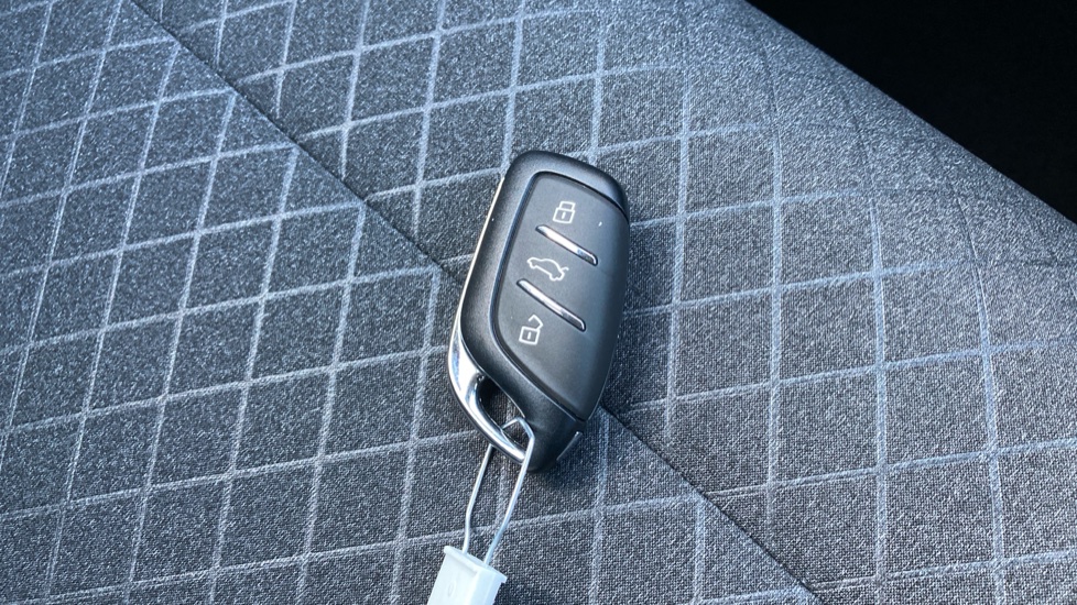 MG ZS 1.5 Hybrid+ SE 5dr Auto Hybrid Hatchback - Image 20