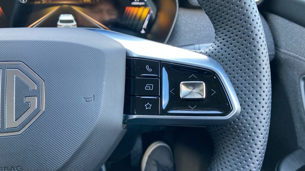 MG ZS 1.5 Hybrid+ SE 5dr Auto Hybrid Hatchback - Image 22