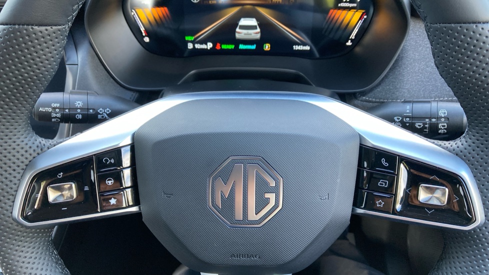 MG ZS 1.5 Hybrid+ SE 5dr Auto Hybrid Hatchback - Image 23