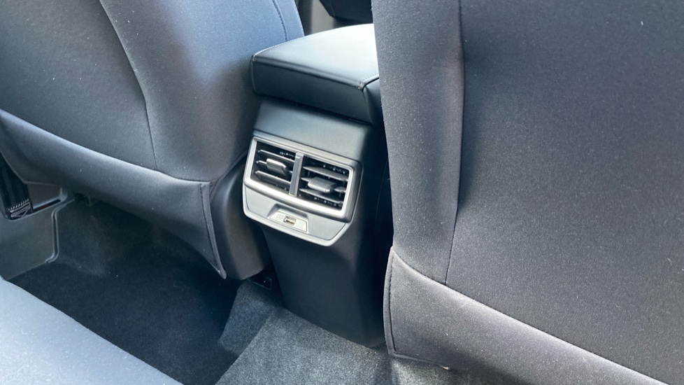 MG ZS 1.5 Hybrid+ SE 5dr Auto Hybrid Hatchback - Image 31