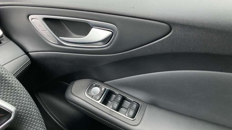 MG MG4 Urban 118kW Premium Long Range 54kWh 5dr Auto Electric Hatchback - Image 27