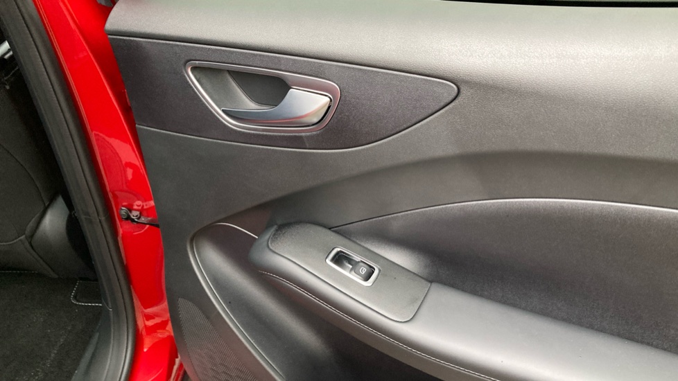 MG MG4 Urban 118kW Premium Long Range 54kWh 5dr Auto Electric Hatchback - Image 32