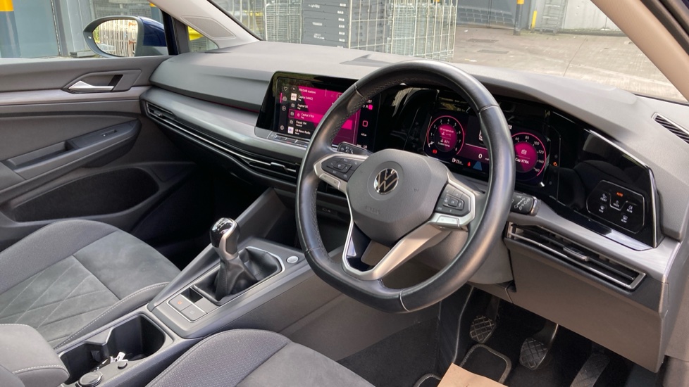 Volkswagen Golf 1.5 TSI Style 5dr Petrol Hatchback - Image 11