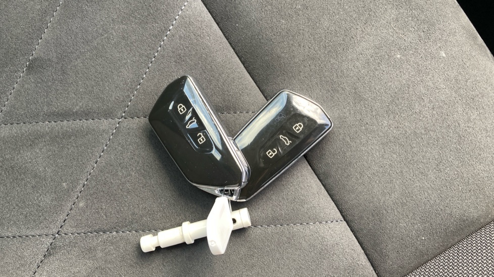 Volkswagen Golf 1.5 TSI Style 5dr Petrol Hatchback - Image 20