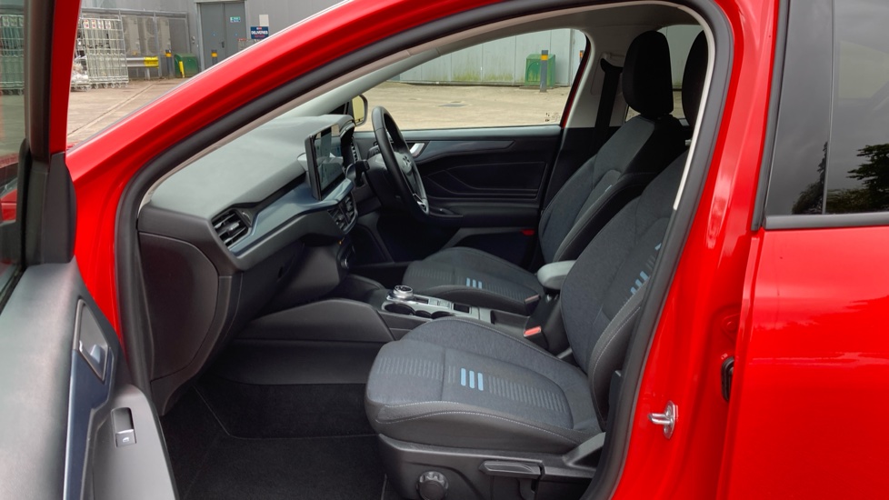 Ford Focus 1.5 EcoBlue Active 5dr Auto Diesel Hatchback - Image 36