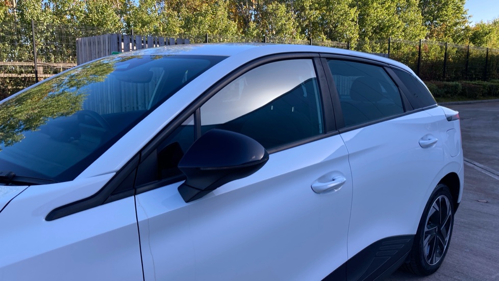 MG MG4 150kW SE EV Long Range 64kWh 5dr Auto Electric Hatchback - Image 35