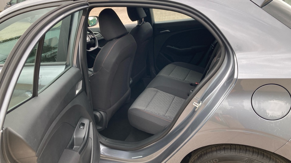 MG MG3 1.5 SE 5dr Petrol Hatchback - Image 16