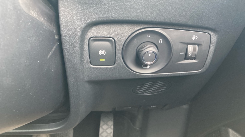 MG MG3 1.5 SE 5dr Petrol Hatchback - Image 25