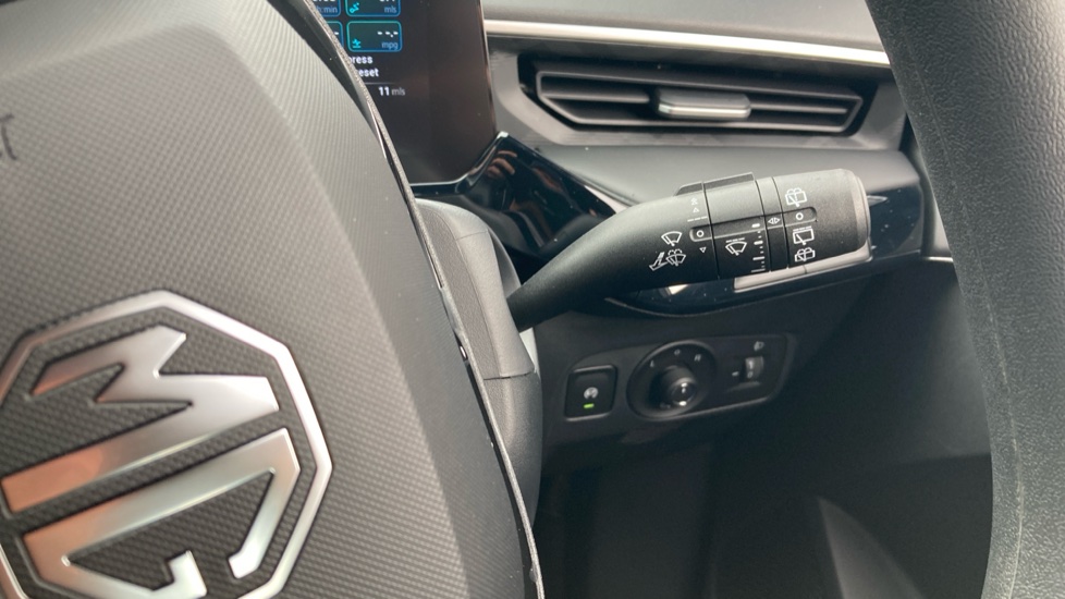 MG MG3 1.5 SE 5dr Petrol Hatchback - Image 29